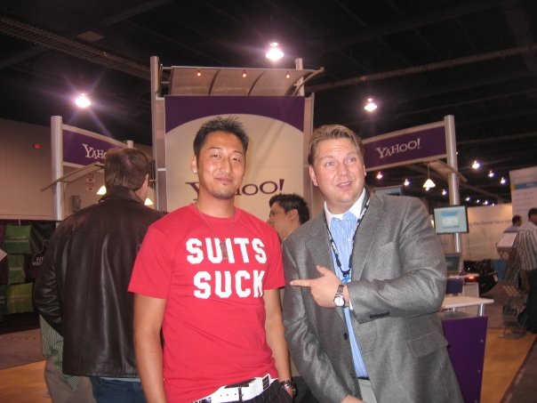 CK in his "Suits Suck" t-shirt at Pubcon